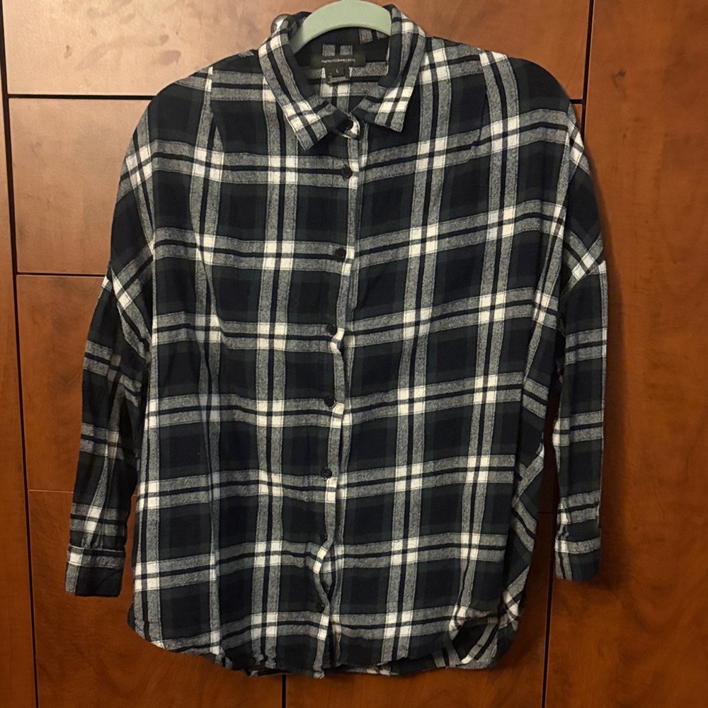 4/$20 🍂 French Connection Plaid Flannel Shirt